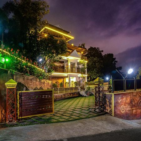 Star Emirates Luxury Resort And Spa, Munnar Anachal Kültér fotó