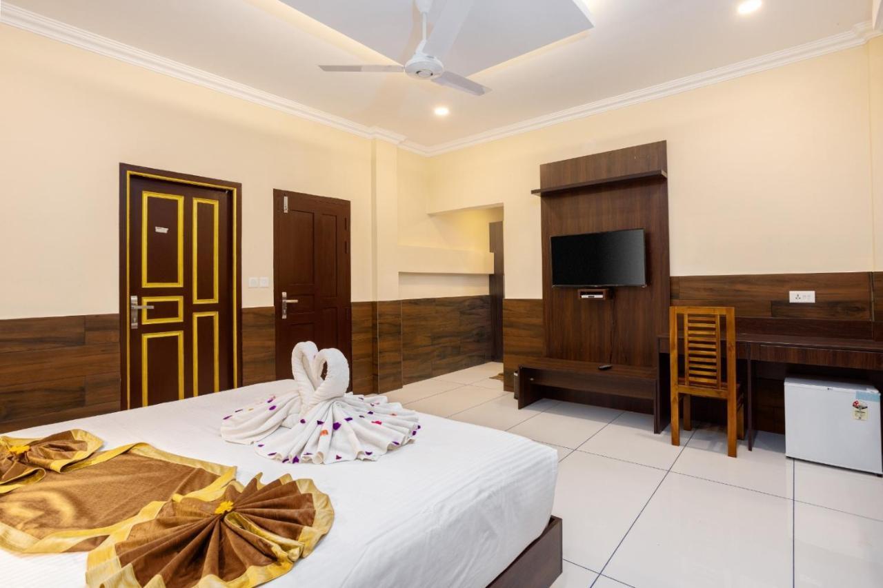 Star Emirates Luxury Resort And Spa, Munnar Anachal Kültér fotó