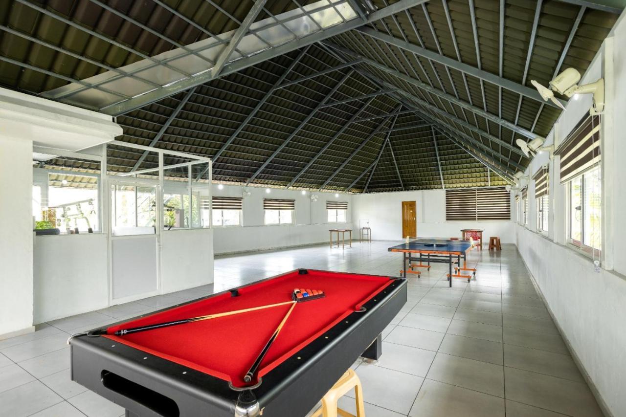 Star Emirates Luxury Resort And Spa, Munnar Anachal Kültér fotó