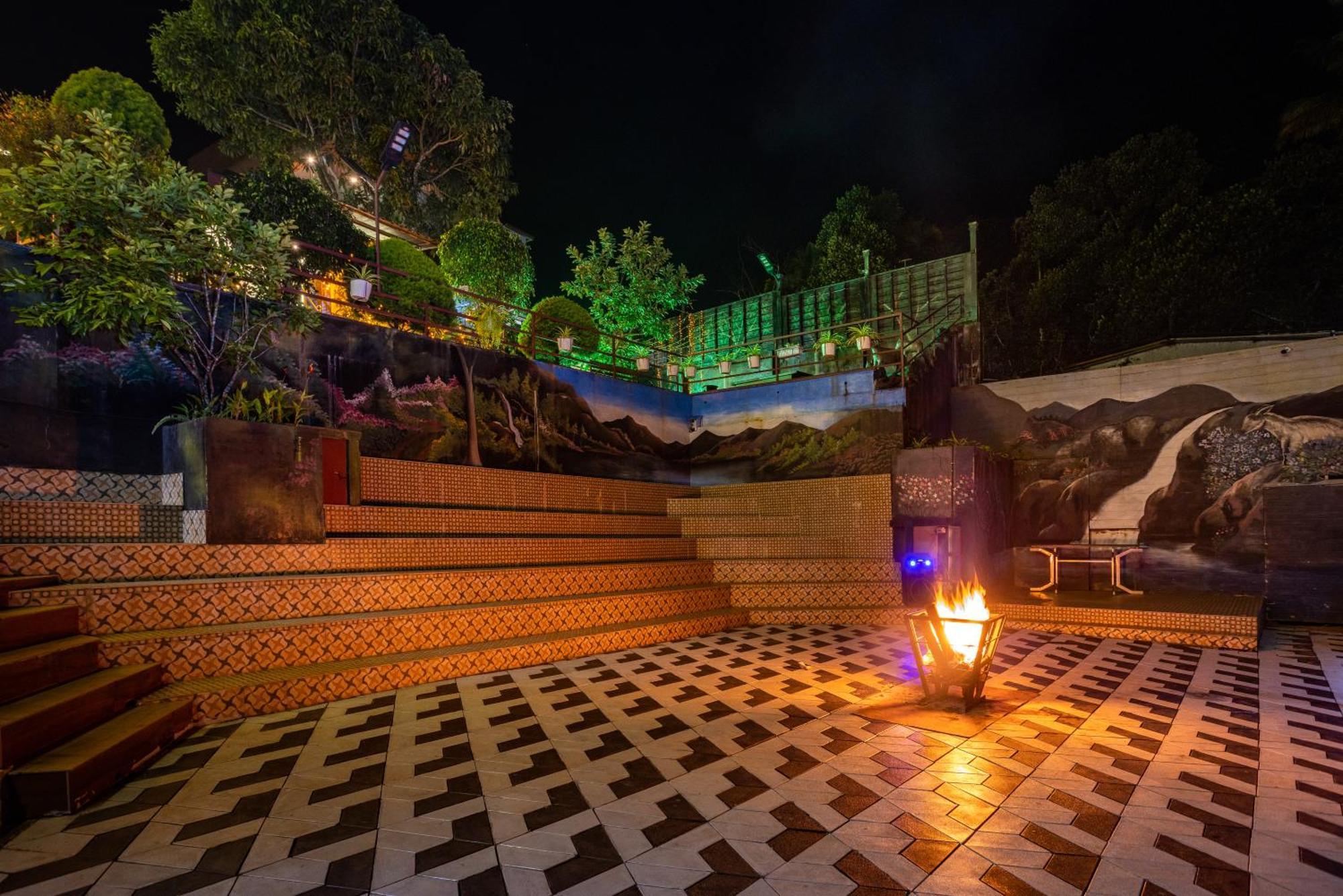 Star Emirates Luxury Resort And Spa, Munnar Anachal Kültér fotó