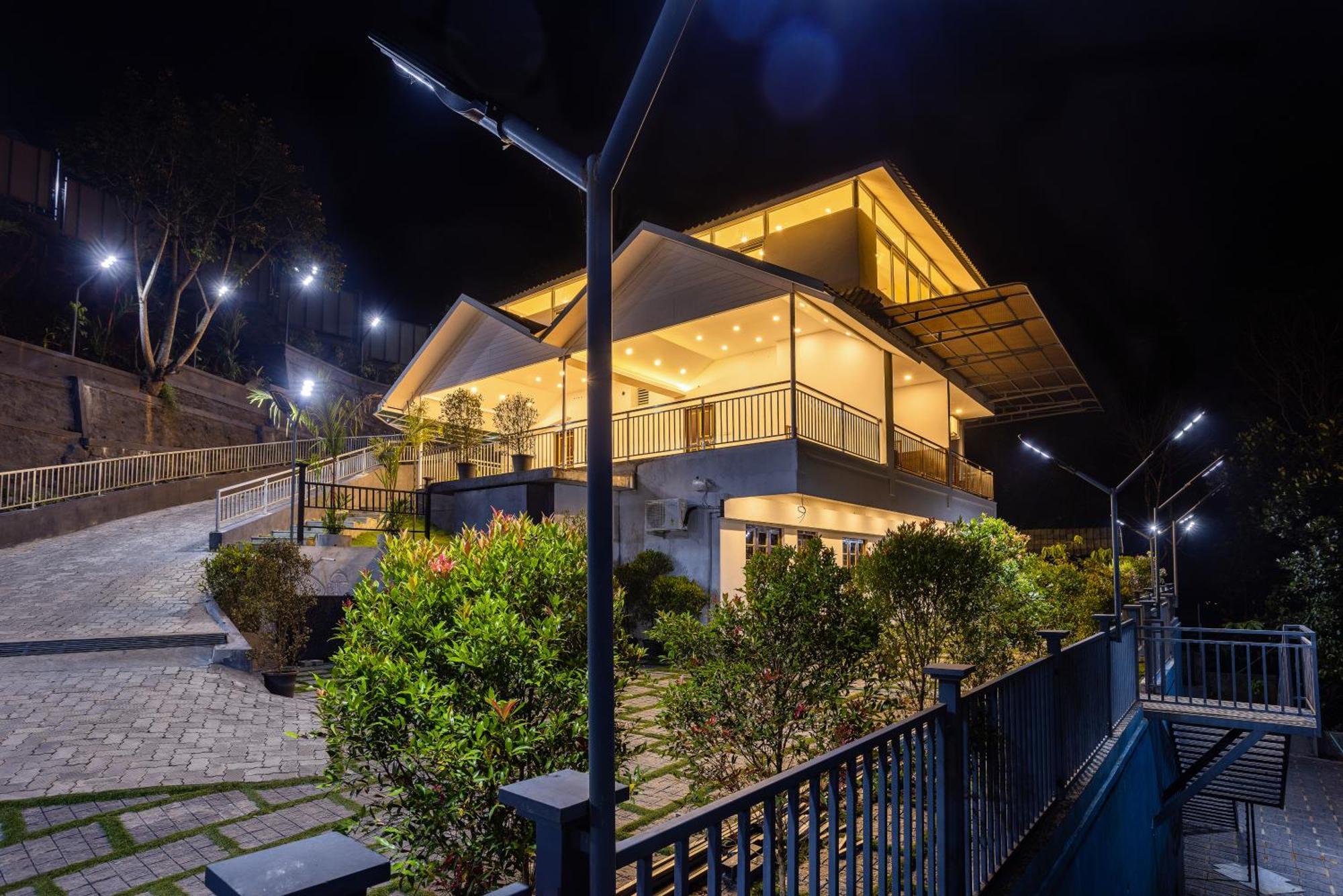 Star Emirates Luxury Resort And Spa, Munnar Anachal Kültér fotó